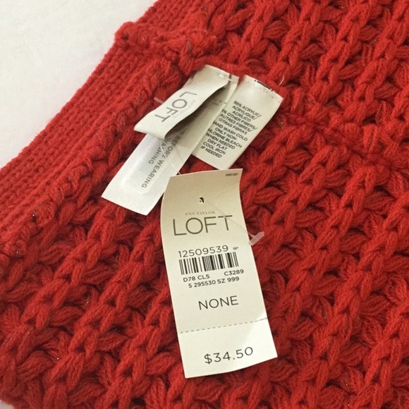 LOFT Chunky Red Knit Infinity Scarf NWT - Picture 2 of 5